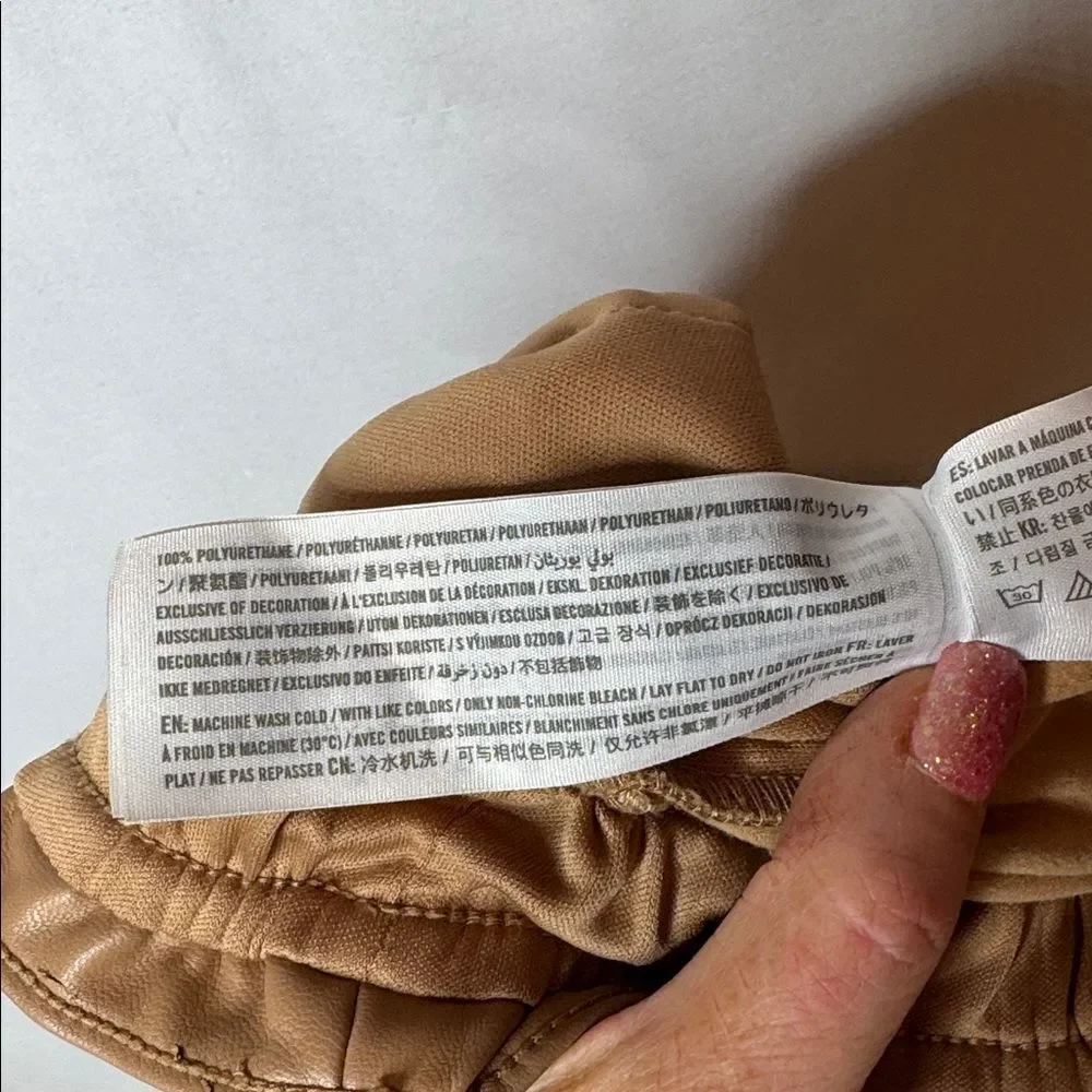 Abercrombie & Fitch Tan Faux Leather Pull On Paper-Bag Waist Joggers. Size Sm.
